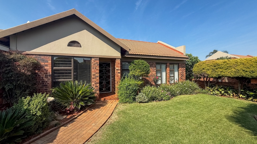 2 Bedroom Property for Sale in Flamwood North West